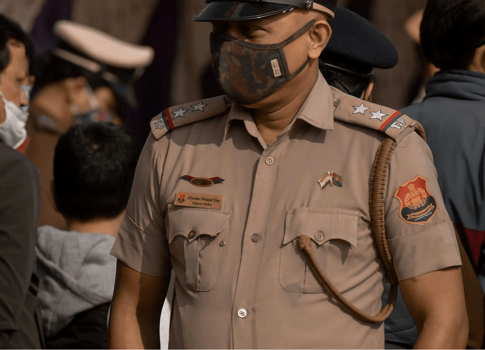 Supporting a Khakiparivar